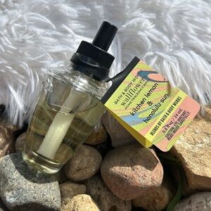 Bath & Body Works Blends Kitchen Lemon + Honolulu Sun Wallflower Refill